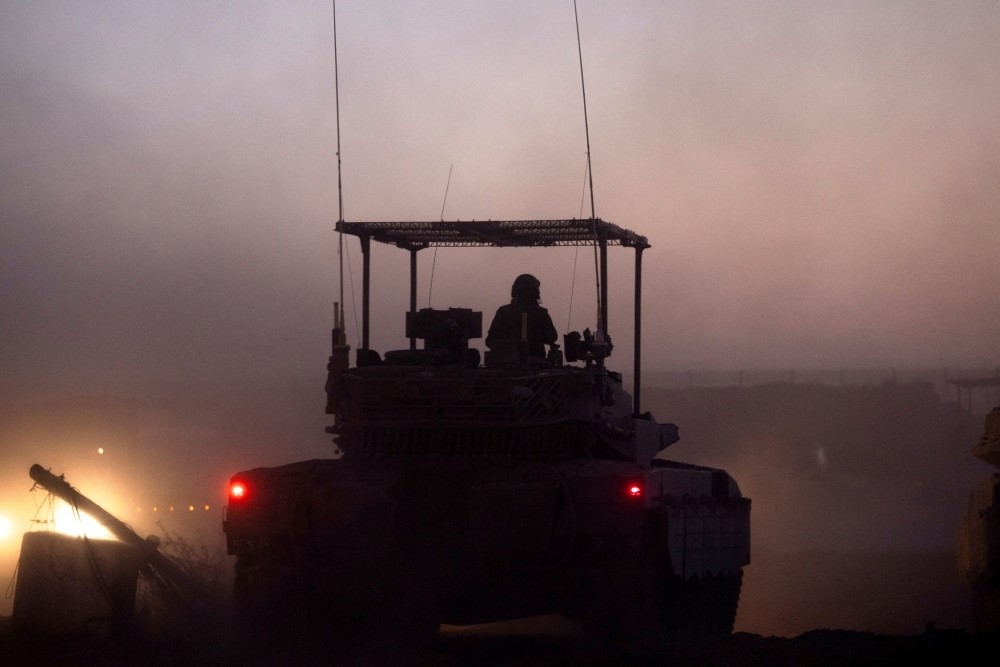 Quân đội Israel khẳng định Hamas mất kiểm soát hoàn toàn khu Bắc Gaza, trong khi Hamas tuyên bố phá hủy 136 thiết bị quân sự hạng nặng của IDF. Ảnh: Reuters