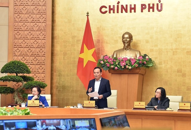 Phó Thủ tướng Trần Lưu Quang phát biểu tại Hội nghị toàn quốc triển khai xây dựng, quản lý vị trí việc làm trong các cơ quan, tổ chức hành chính và đơn vị sự nghiệp công lập, sáng 8/12 - Ảnh: VGP/Hải Minh